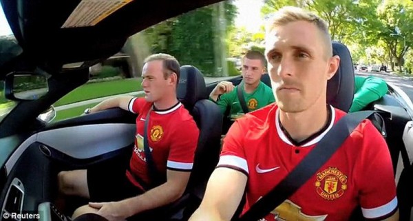 CHEVROLET-MANCHESTER-UNITED-2