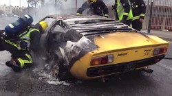 LAMBORGHINI-MIURA-ON-FIRE-3