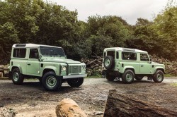 LAND-ROVER-DEFENDER-FINAL-EDITIONS-8A