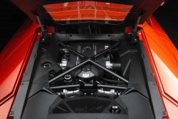 Lamborghini-Aventador_LP700-4_2012_1600x1200_wallpaper_24