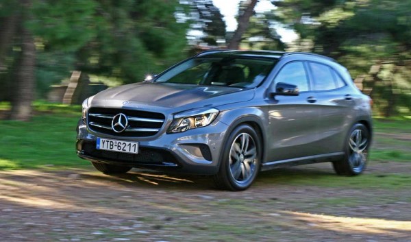 Mercedes-Benz GLA 200 caroto test drive 2015 (21)