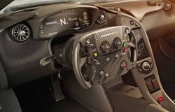 mclaren_p1_gtr_test_interior_steering (3)