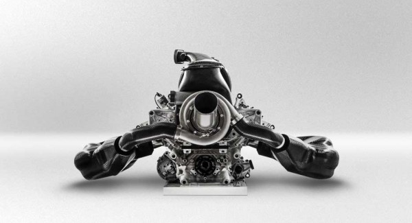 renault V6 f1 2015 (1)