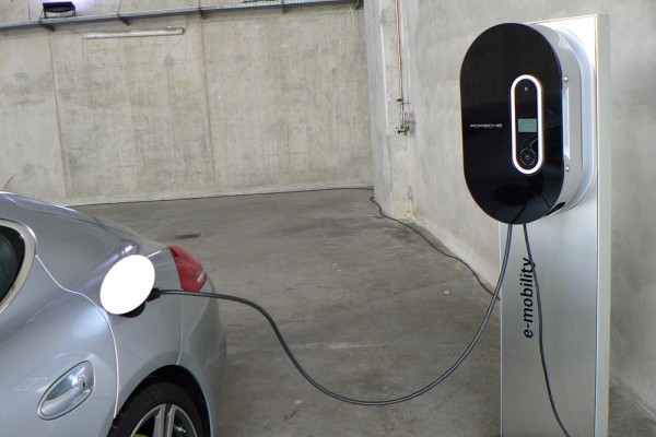 Porsche-Panamera-Hybrid