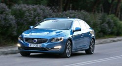 Volvo S60 D4 Auto caroto test drive 2015 (19)