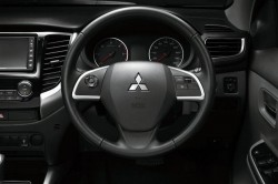 mitsubishi-triton-91