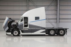 Daimler-Freightliner-SuperTruck-3