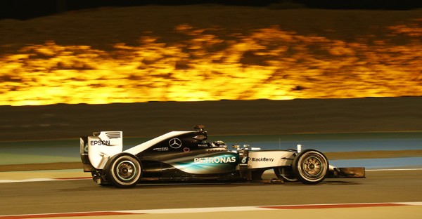hamilton-wins-bahrain-2015