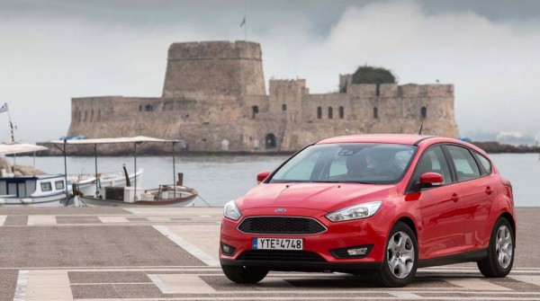 Ford Focus Ecoboost 180 PS caroto test drive 2015 (1)