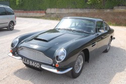 MCCARTNEY-ASTON-MARTIN-DB6-2