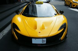 McLaren P1 taxi (3)