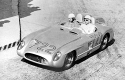 STERLING-MOSS-MILLE-MIGLIA-1955-2