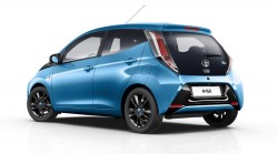 TOYOTA-AYGO-X-CITE-4