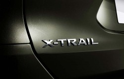 Nissan-X-Trail_2014_1600x1200_wallpaper_fb