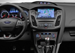 Ford-Focus_ST_2015_1600