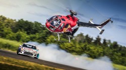 red-bull-felix-baumgartner-drift-car-stunt