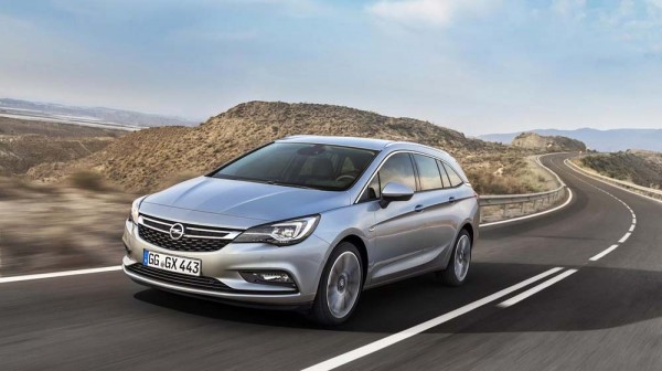 2016 Opel  Vauxhall Astra Sports Tourer first images (6)