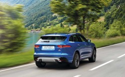 Jaguar-F-Pace_2017_1000 (20)