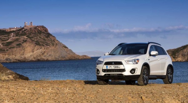 Mitsubishi ASX 1.6  D-ID caroto test drive 2015 (4)