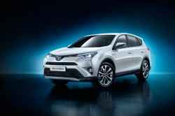 Toyota-Rav4-Hybrid-1