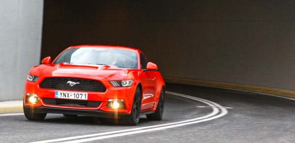 Ford Mustang Ecoboost caroto test drive 2015 (28)