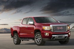 GMC-CANYON-DENALI-1
