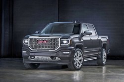 GMC-SIERRA-DENALI-1