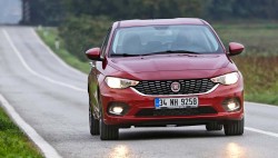 Fiat-Tipo_2016_1000