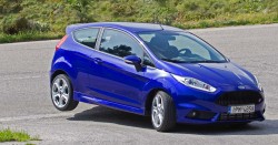 Fordf Fiesta ST caroto test drive (2)