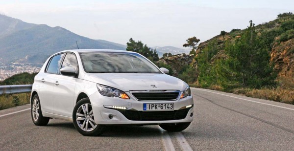 Peugeot 308 PureTech 130 PS caroto test drive 2015 (16)