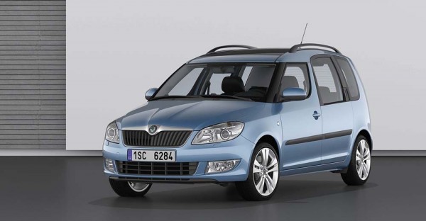 Skoda-Roomster_2011_160 (1)