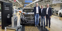 mercedes-benz-sindelfingen-plant-1