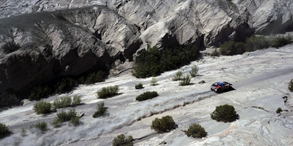 Dakar16-ss11-peterhansel-b1200