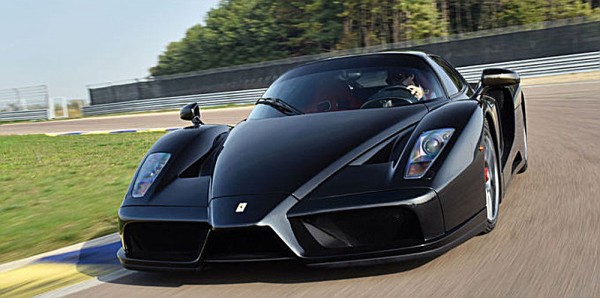 FERRARI-ENZO-1