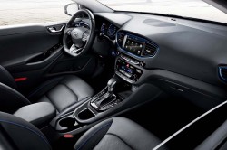 Hyundai drops first official pics of Prius-rivaling IONIQ (2)