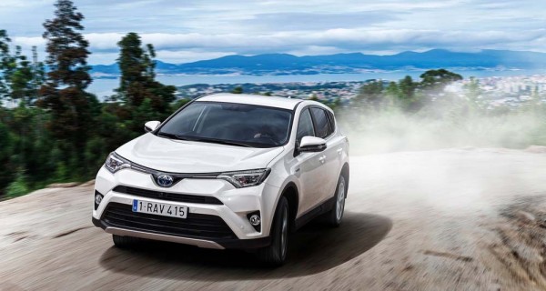 Toyota-RAV4_Hybrid_EU-Version_2016_1000 (13)