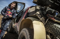 sébastien-loeb-τεστ-peugeot-2008-dkr16