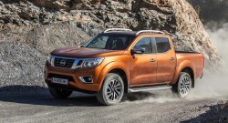 Nissan-NP300_Navara_2016_1000 (3)