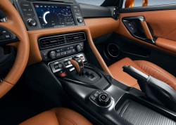 Nissan-GT-R_2017_1000 (24)