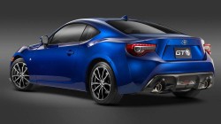 Toyota GT86 facelift revealed ahead of New York debut (2)