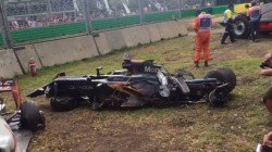 alonso-australia16-crash-a640