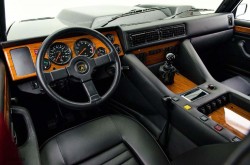 1990-Lamborghini-LM002 (2)