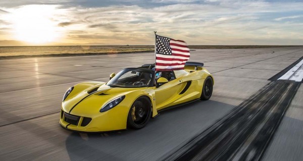 2016-hennessey-venom-gt-spyder-world-record (1)