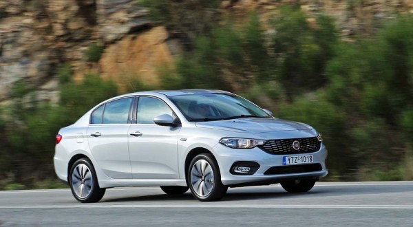 Fiat Tipo Sedan 1.6 MTJ caroto test drive 2016 (12)