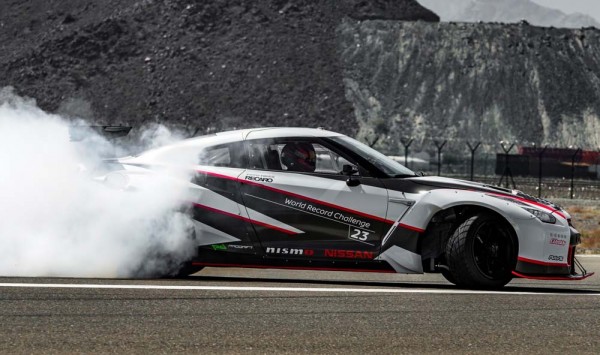 Nissan GT-R Nismo sets fastest drift world record (1)