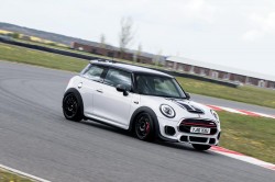 Mini_JCW_Challenge-2
