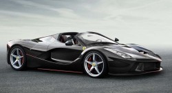 Ferrari-LaFerrari_Aperta-2017-1000 (3)