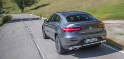 Mercedes-Benz GLC 250 d 4 matic Coupé; Exterieur: selenitgrau;