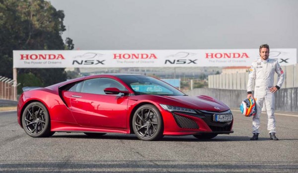 FERNANDO ALONSO AL VOLANTE DEL NUEVO HONDA NSX EN EL CIRCUITO DE ESTORIL