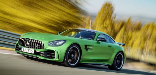 Mercedes-AMG-GT-R-1